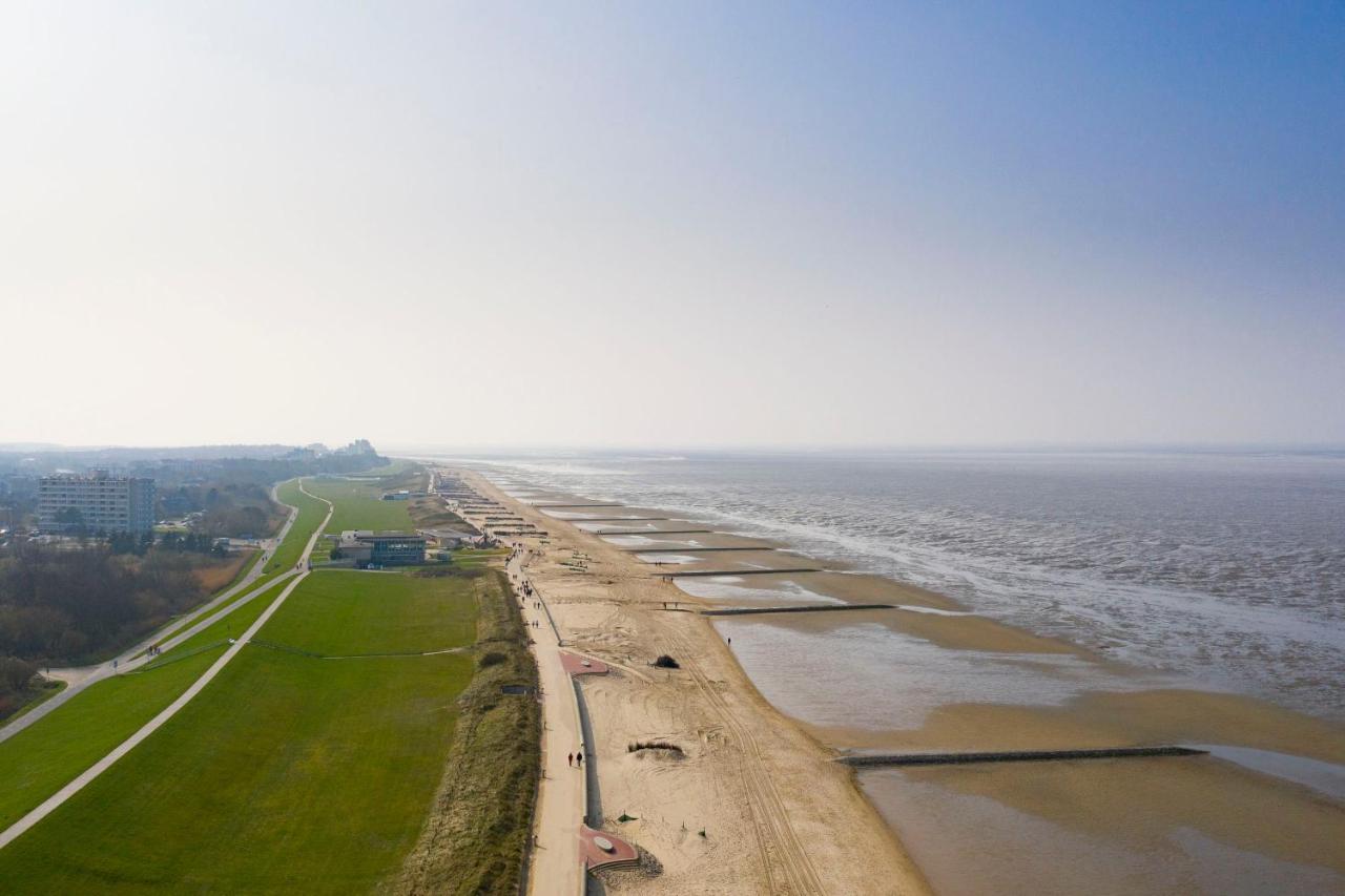 Trafalgar 122 Cuxhaven Exteriör bild